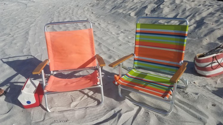 Nasveti za nakup plažnih stolov, uživajte v poljubih morskega vetriča!